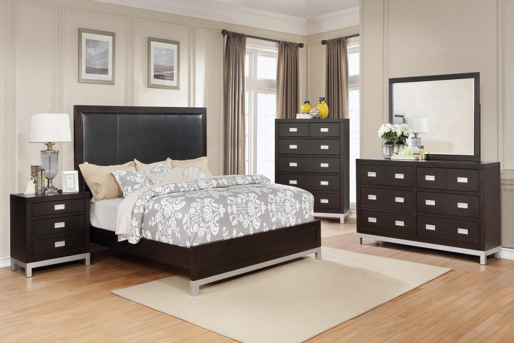 Bedroom > Bedroom